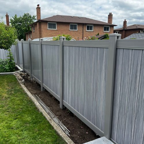 level-landscape-fencing-4